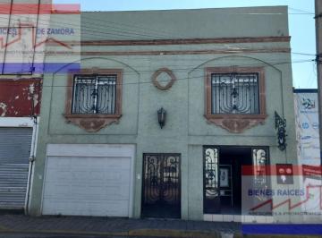 Edificio · 367m² · 4 Recámaras · 2 Estacionamientos · Edificio Comercial - Zamora de Hidalgo Centro