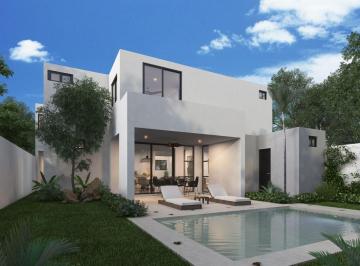 Casa de 4 habitaciones, Mérida · Casa con Terraza Techada y Alberca Privada en Venta, Temozón Norte, Mérida