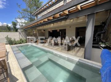 Casa en condominio · 350m² · 6 Recámaras · 2 Estacionamientos · Casa en Condominio - (4)
