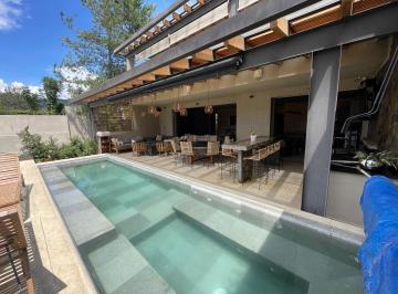 Casa en condominio · 350m² · 6 Recámaras · 2 Estacionamientos · Casa en Condominio - (4)