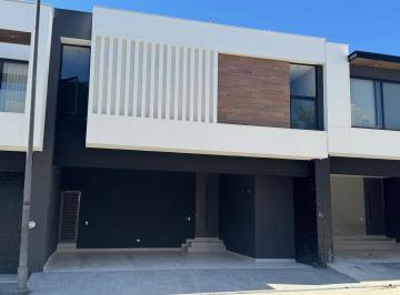 Casa · 265m² · 3 Recámaras · 2 Estacionamientos · Casa en Venta en El Barro, Brisas del Vergel, Monterrey