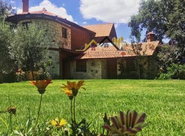 Villa de 4 habitaciones, Huasca de Ocampo · Se Vende Bonita Cabaña en Huasca. Hgo. Pueblo Magico
