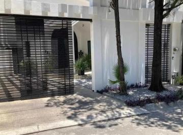 Casa de 4 habitaciones, San Pedro Garza García · Casa Venta Colonial de La Sierra, Spgg