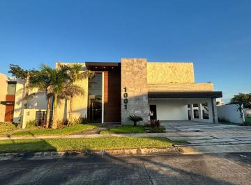 Casa de 4 habitaciones, Alvarado · Hermosa Casa con 4 Habitaciones en Venta en Punta Tiburón