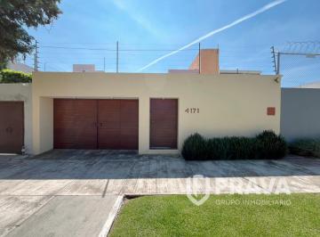 Casa de 3 habitaciones, Zapopan · Casa en Venta Fracc. Villa Universitaria.