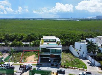 Terreno / Lote · 307m² · Terreno en Puerto Cancún