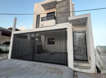 Casa · 171m² · 3 Recámaras · 2 Estacionamientos · Casa en Venta en Col. Vicente Guerrero, Madero Tamaulipas.