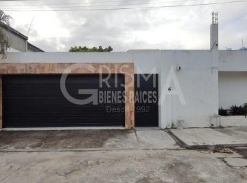 Casa · 350m² · 4 Recámaras · 2 Estacionamientos · Casa en Venta en Colonia Ruiz Cortines