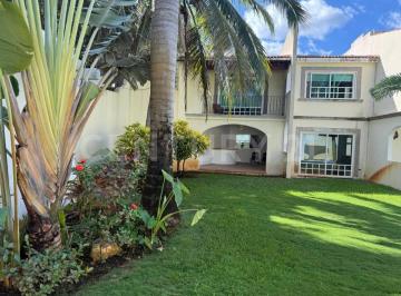 Casa en condominio · 320m² · 3 Recámaras · 2 Estacionamientos · Venta Casa en Álamos I Cancun Exclusivo Condominio con Jardín y Palapa Svm3025