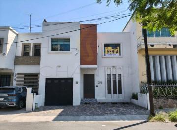 Casa de 4 habitaciones, Guadalajara · Inmueble Para Uso Comercial en Renta en Colonia Americana