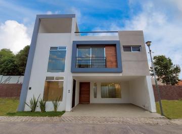 Casa · 281m² · 3 Recámaras · 2 Estacionamientos · Casa en Fraccionamiento Lomas de Angelópolis