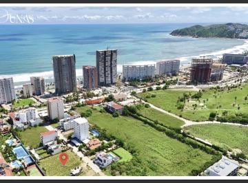 Casa · 221m² · 4 Recámaras · 2 Estacionamientos · Casa en Preventa Acapulco Diamante