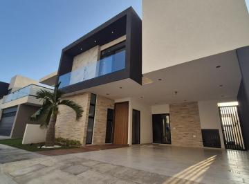 Casa · 332m² · 4 Recámaras · 2 Estacionamientos · Playas del Conchal, Casa en Venta con Alberca, Jardín y Recamara en Planta Baja