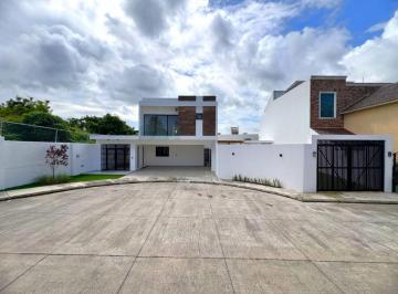 Casa de 3 habitaciones, Alvarado · Casa con 3 Habitaciones en Venta en Fraccionamiento Las Lomas Diamante de La Riviera, Ver
