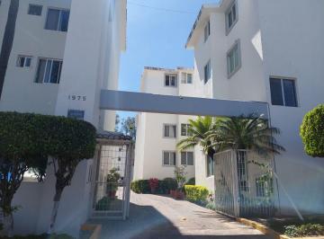 Departamento compartido de 1 habitación, Guadalajara · Cuarto en Renta Ideal Para Estudiantes a 1 Cuadra del Bosque Los Colomos