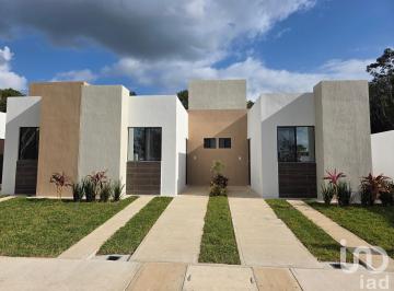 Casa · 45m² · 2 Recámaras · 1 Estacionamiento · Casa Nueva en Venta Al Norte de Cancún, con Amenidades, Acepta Infonavit y Fovissste