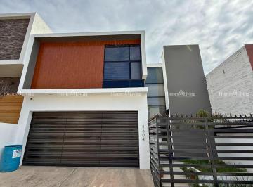 Casa de 3 habitaciones, Chihuahua · Casa en Venta Hacienda del Moro