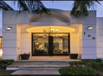 Casa de 4 habitaciones, Monterrey · Casa en Renta/venta San Jeronimo en Calle Privada