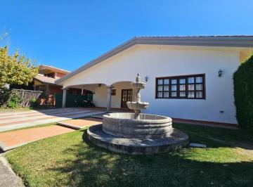 Casa · 800m² · 3 Recámaras · 6 Estacionamientos · Hermosa Residencia un Piso Fracc Club de Golf El Cristo Puebla $10,500,000