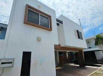 Casa · 245m² · 3 Recámaras · 2 Estacionamientos · Casa en Venta Fracc Valle Real Puebla $4,990,000 Zona Lomas Angelopolis 1