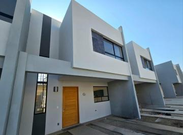 Casa · 108m² · 3 Recámaras · 2 Estacionamientos · Casa Nueva en Venta Lomas de Angelopolis $2,730,000