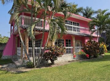 Casa · 2000m² · 15 Recámaras · 20 Estacionamientos · Venta de Hacienda Los Enríquez, Ticuman, Tlaltizapán de Zapata. Morelos
