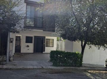 Casa de 3 habitaciones, Apodaca · Casa en Venta en Altaria Residencial