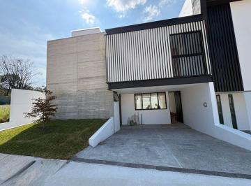 Casa en condominio · 247m² · 3 Recámaras · 2 Estacionamientos · Casa en Venta Acacias Los Robles Residencial