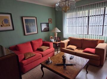 Casa · 285m² · 3 Recámaras · 1 Estacionamiento · Casa en Benito Juárez