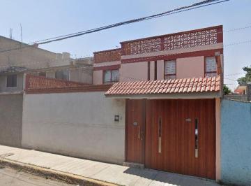 Casa de 4 habitaciones, Iztapalapa · Casa en Recuperacion Bancaria Cerca de Cerro de La Estrella