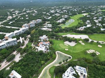 a576764ba0b5ad338a2d83fbb1e3bf0ed97863708a26cf5be7506345eb77028f · Terreno en Venta en Kilil con Vista a Campo de Golf Dentro del Country Club
