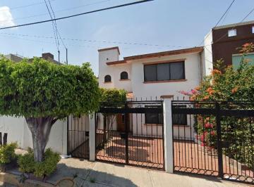 Casa de 4 habitaciones, Nezahualcóyotl · Casa en Valle de Aragon en Recuperacion Bancaria Cerca del Metro Impulsora