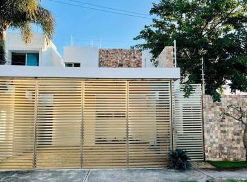 Casa de 3 habitaciones, Mérida · Casa en Venta en Temozon Norte