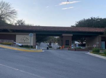 Terreno / Lote · 840m² · Terreno en Venta en Bosquencinos, Zona Sur, Monterrey, N. L.