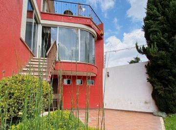 Casa · 460m² · Venta de Casa Aun Costado del Colegio Jorge Berganza
