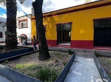 Casa · 400m² · 1 Recámara · 5 Estacionamientos · Casa con Uso de Suelo Comercial Av Juarez, Puebla