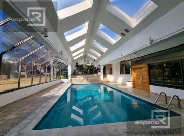 Casa · 1199m² · 4 Recámaras · Casa en Venta en Lomas del Santuario con Alberca Techada Climatizada