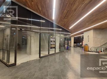 Local comercial · 136m² · Local en Renta o Venta en Azenzo Center