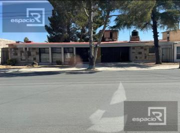 Casa · 263m² · 3 Recámaras · 4 Estacionamientos · Casa en Venta en Av Principal en San Felipe Ideal Para Oficina