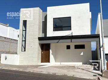 Casa · 212m² · 3 Recámaras · 2 Estacionamientos · Casa en Pre Venta en Condesa de Rejon