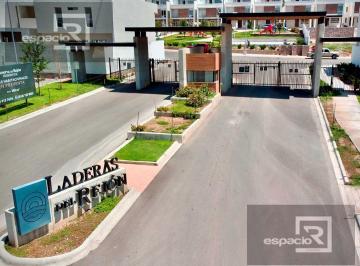 Terreno / Lote · 230m² · Terreno en Venta en Laderas del Rejon