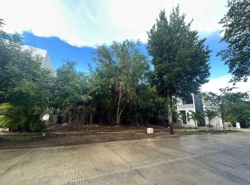 Terreno / Lote · 400m² · Terreno en Country Club Yucatán