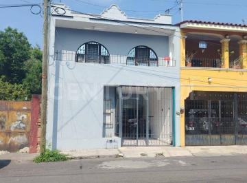 Local comercial · 194m² · 9 Recámaras · 2 Estacionamientos · Inmueble Productivo en Venta