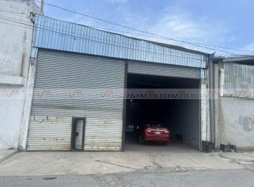 Nave industrial · 750m² · Nave Industrial en Renta en Jardines de La Moderna