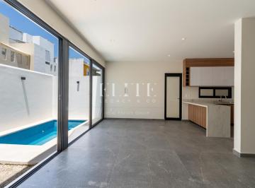 Casa · 251m² · 3 Recámaras · 2 Estacionamientos · Casa de 3 Recámaras en Venta en Residencial Aqua