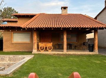 0f88c332b419e7b2da6906c4944edeccf8319a49f46aec4e960a39f402b4890f · Cabaña en Venta Tapalpa a 4 Min del Centro