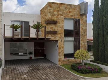 Casa de 3 habitaciones, Querétaro · Casa en Juriquilla Queretaro, de 2 Niveles y 3 Recamaras, Fraccionamiento Cumbres del Lago
