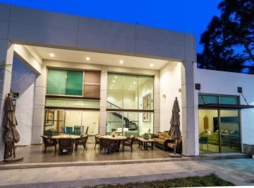 Casa de 3 habitaciones, León · Casa en Balcones del Campestre