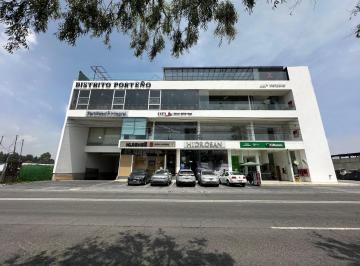 Edificio · 345m² · Roof Top en Renta, Plaza Comercial San Patricio