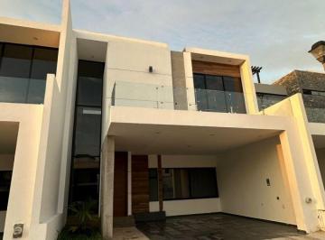 Casa de 4 habitaciones, Mazatlán · Casa en Venta en Altabrisa Residencial Circuito Mediterráneo